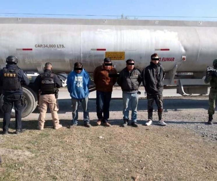 Capturan a huachicoleros en SC
