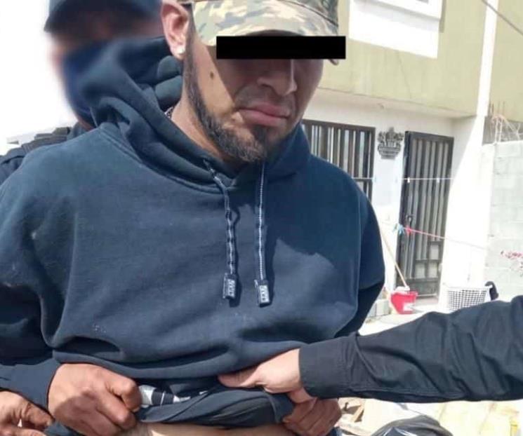 Los detienen con armas y droga en Salinas Victoria