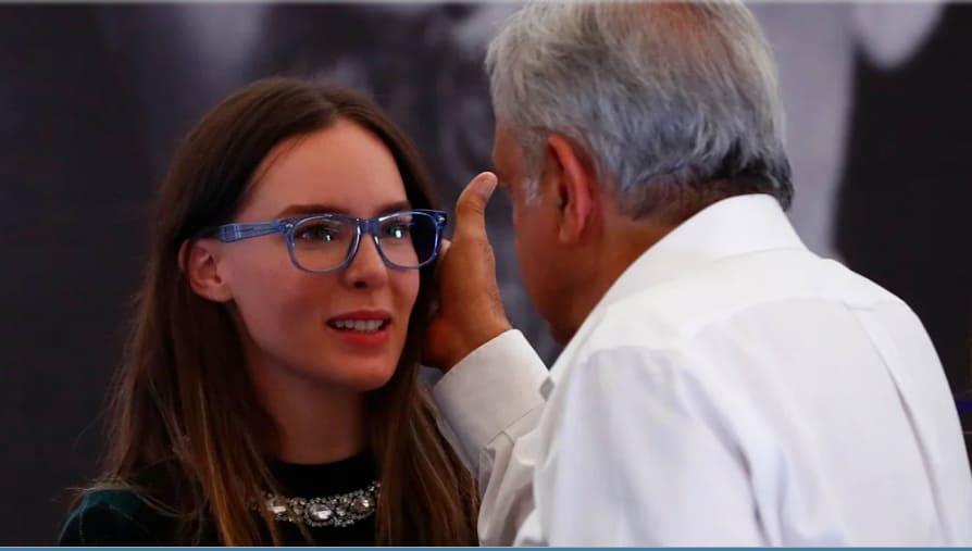 Belinda tiene un juicio con SAT y lo está defendiendo: AMLO