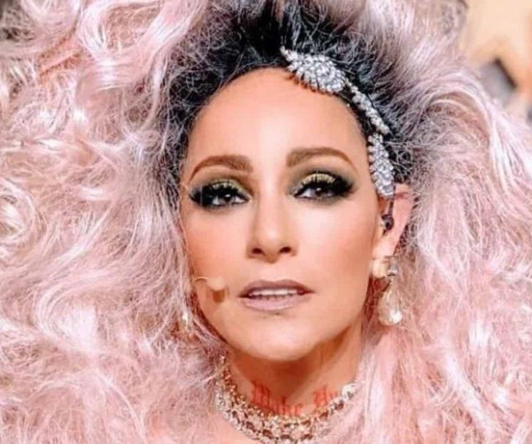 Habla Lolita Cortés de sus problemas por ser bisexual