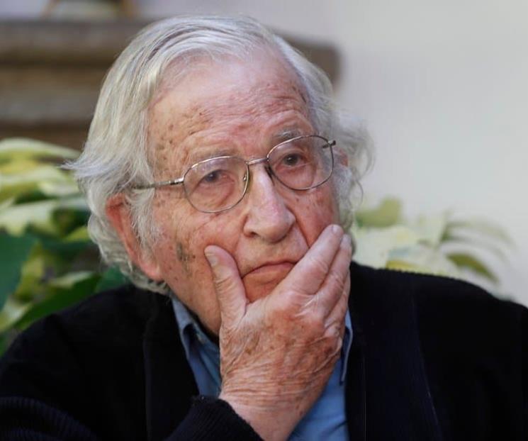 China ve a sus enemigos destruirse entre sí: Noam Chomsky