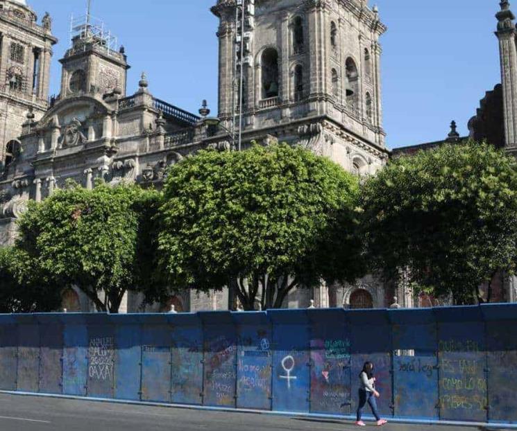 Critican feministas vallas por marchas del 8M 2022