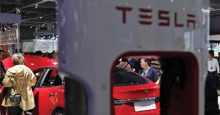 Postúlate a distancia para trabajar en Tesla