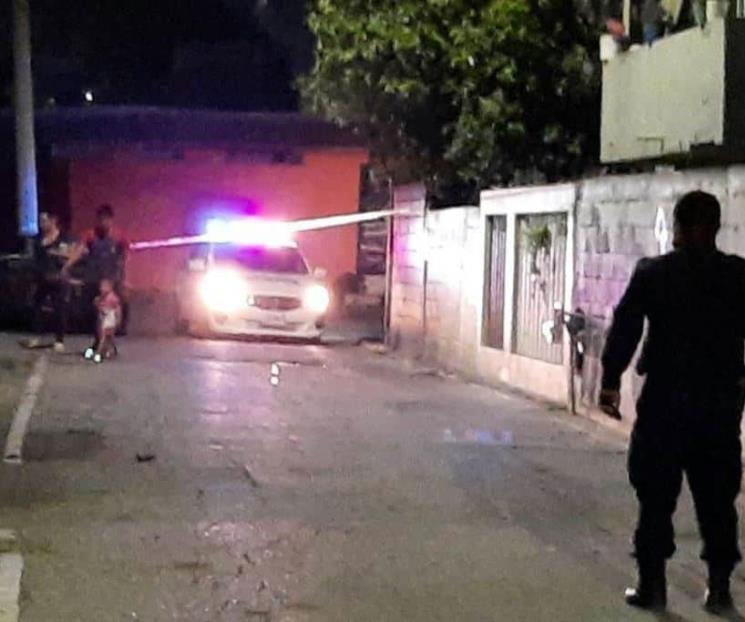 Hieren a balazos a padre e hija en su domicilio