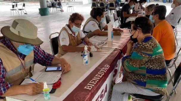 Cubre Bienestar pensiones y programas hasta junio por veda