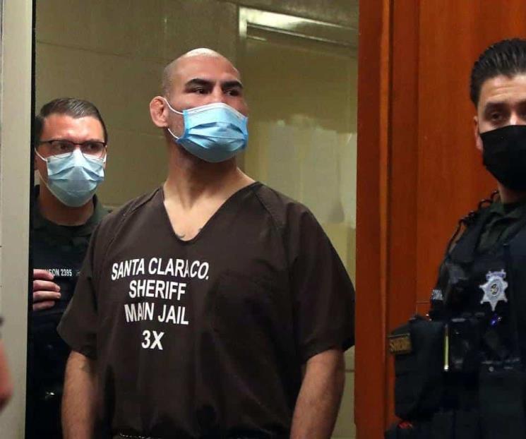 Niega juez fianza a Caín Velásquez