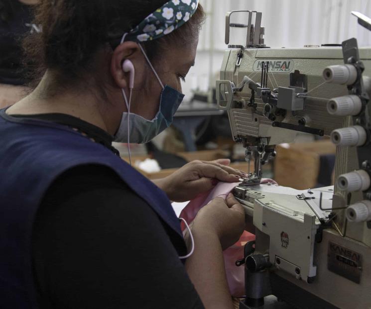Uno de cada tres empleos creados es para mujeres