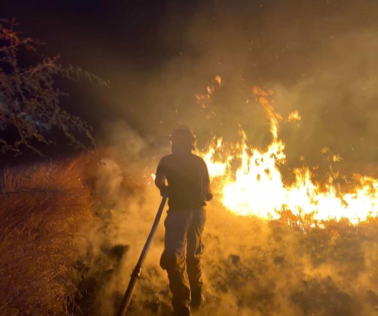 Se registra incendio en predio baldío de General Terán