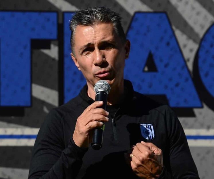 Adolfo Ríos se despide del Querétaro