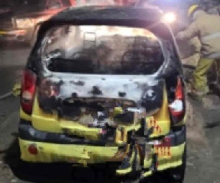 Buscan a responsable de quemar vehículo en Cadereyta