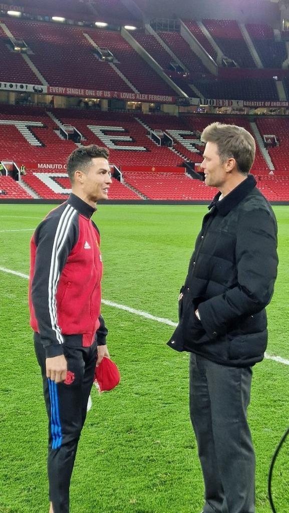 Logra United triunfo y Cristiano recórd