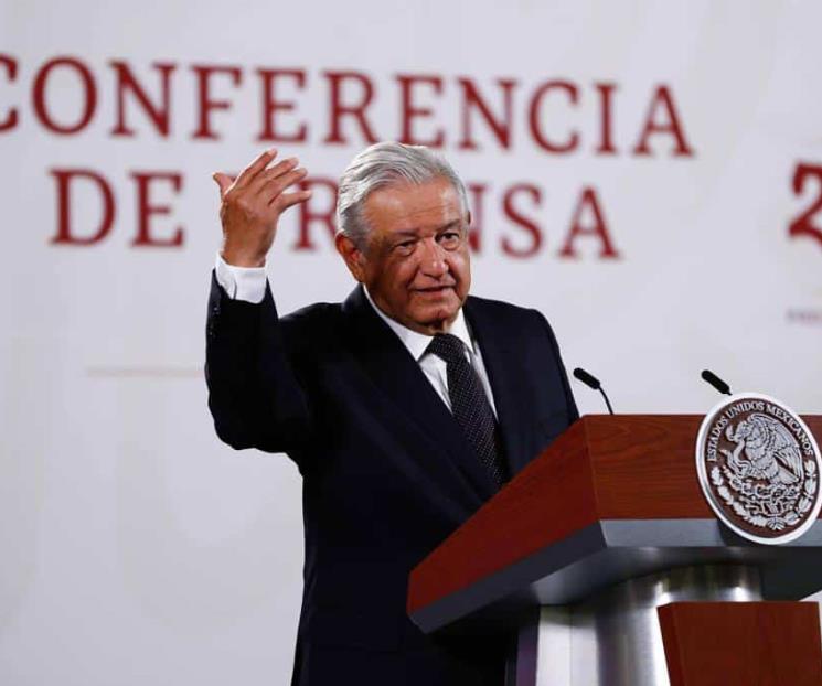 AMLO acusa al INE de ser antidemocrático