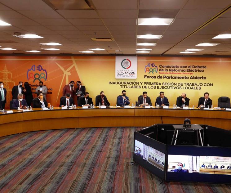 AMLO descarta que reforma eléctrica entre en vigor en 2026