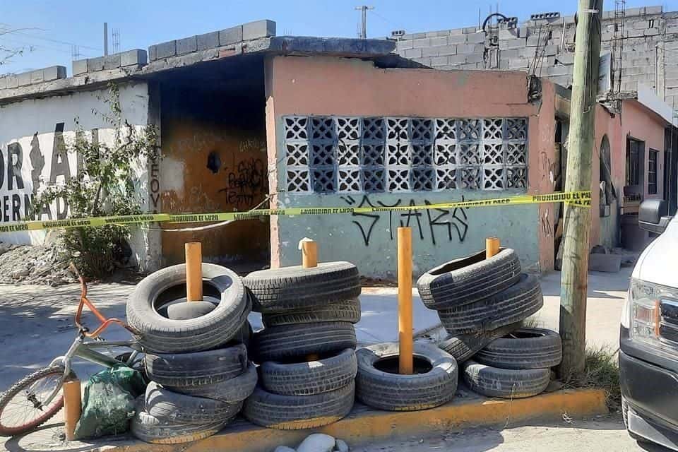 Encontron el cuerpo de una mujer con evidentes huellas de golpes y abuso sexual, en el interior de una casa abandonada