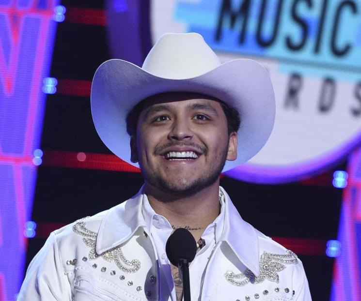 Recibirá Nodal premio Evolución Extraordinaria en Latin AMAs