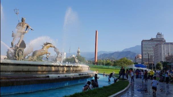 Piden contemplar accesibilidad en remodelación de Macroplaza