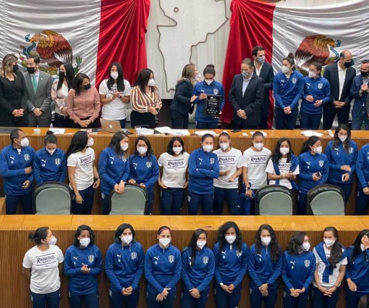 Reconoce Congreso a Rayadas por campeonato