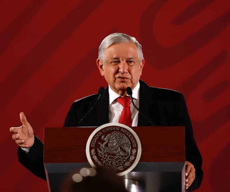 Ratifican que AMLO no debe hablar de revocación