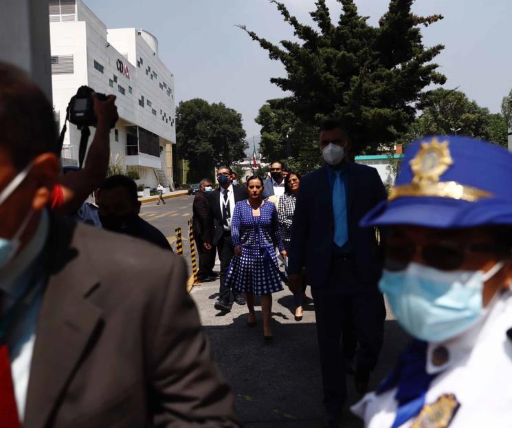 Vinculan a Cuevas a proceso por robo, discriminación y abuso