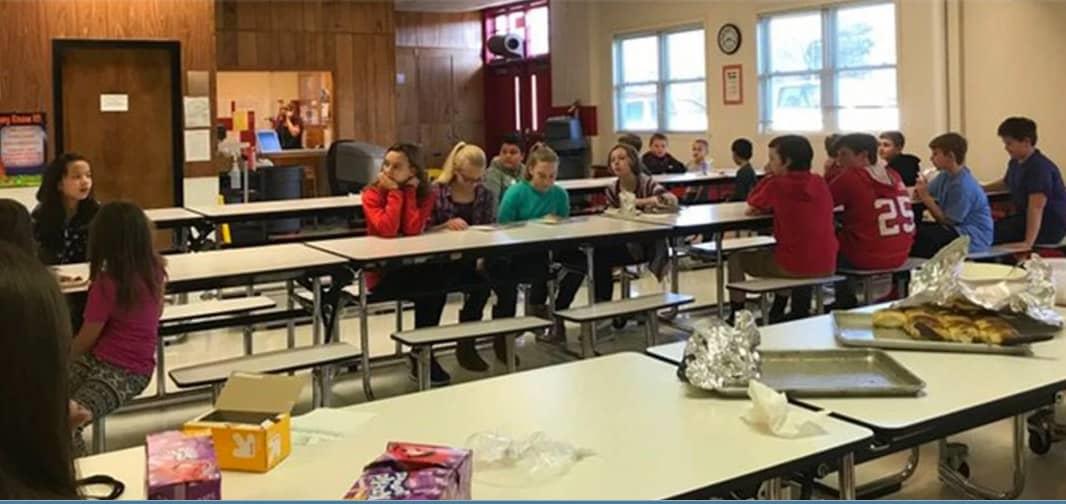 Subastas de esclavos afroamericanos en escuelas indigna EU