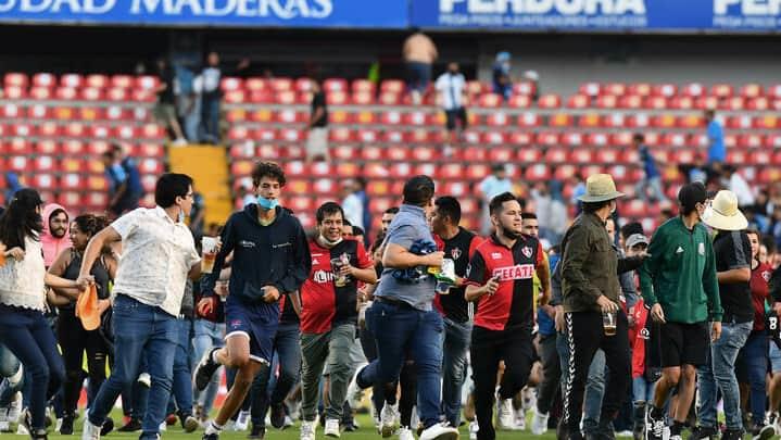 Detienen a dos más por los hechos del estadio Corregidora