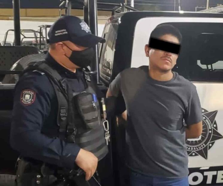 Detienen a dos por asalto en Guadalupe