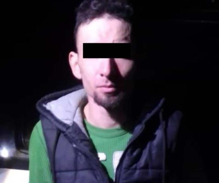 Arrestan a motociclista por portar droga