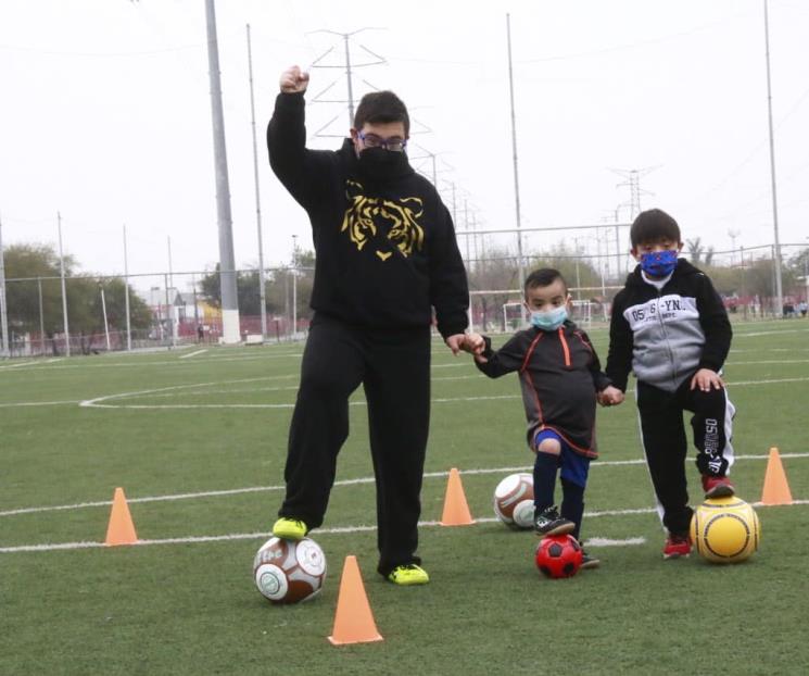 Inician en Escobedo torneo para menores con Síndrome Down