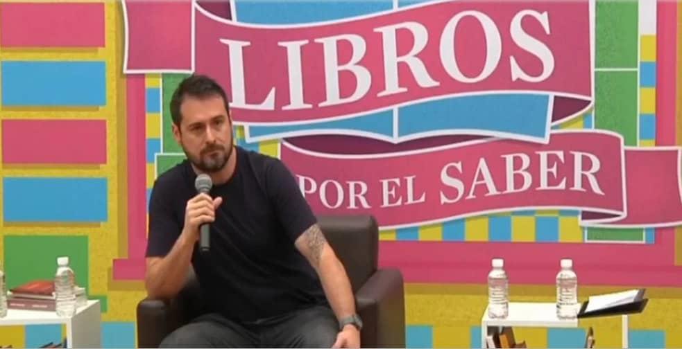 Gana Juan Miguel Álvarez Premio Anagrama de Crónica