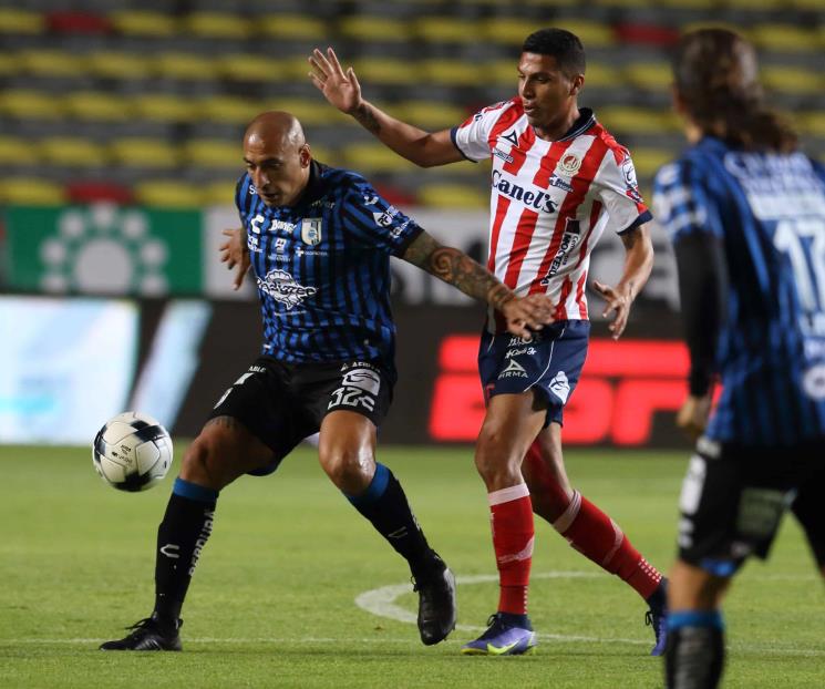 Gallos vuelven al canto alegre