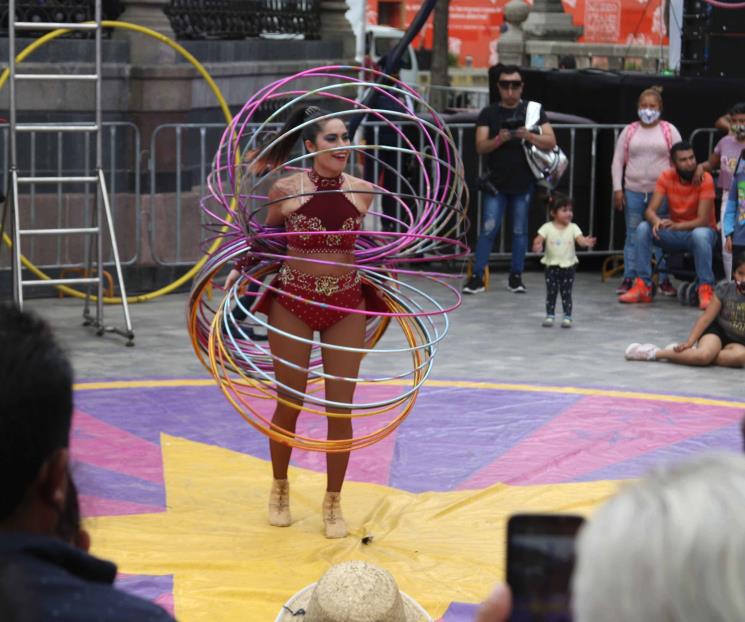 Abarrotan miles calles del Centro Histórico