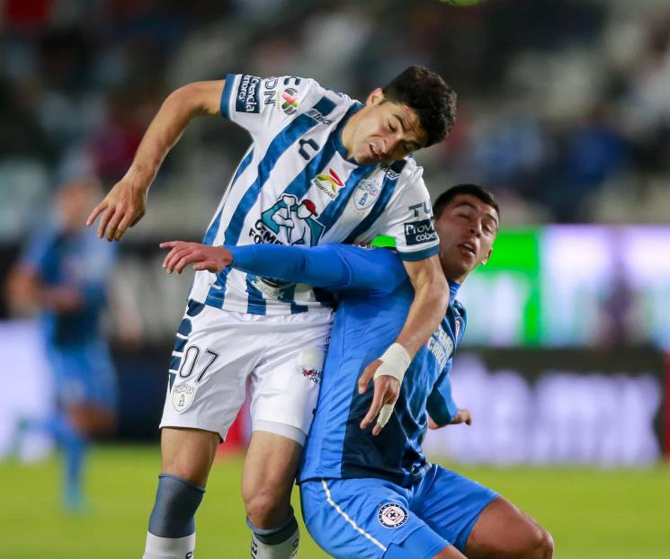Pachuca sigue de líder