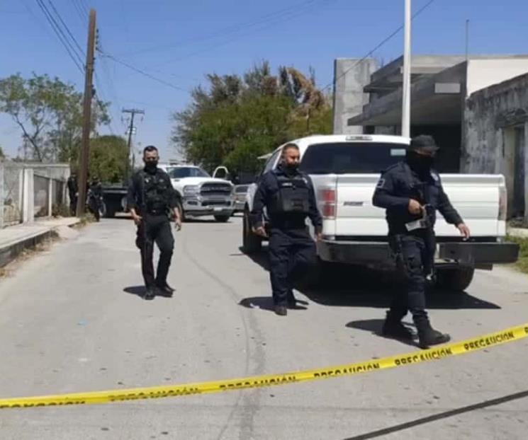 Arrolla conductora a hombre intencionalmente