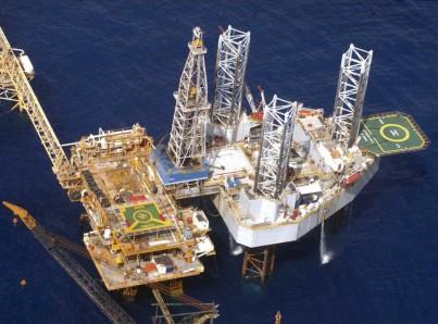 Prevén más ingresos petroleros