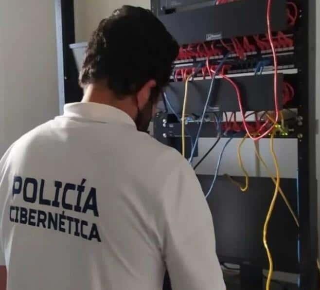 Desmantelan “mina de criptomonedas” en plantel del Conalep Desmantelan “mina de criptomonedas” en plantel del Conalep