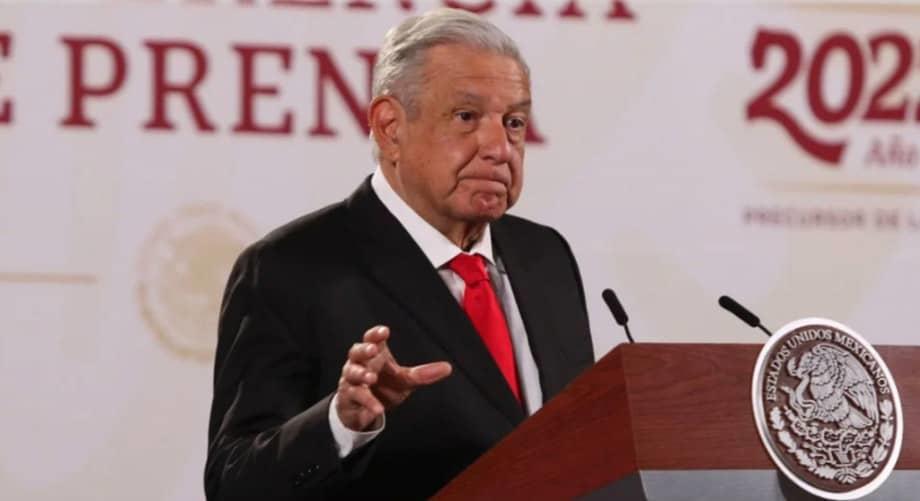 Yo no doy línea: AMLO