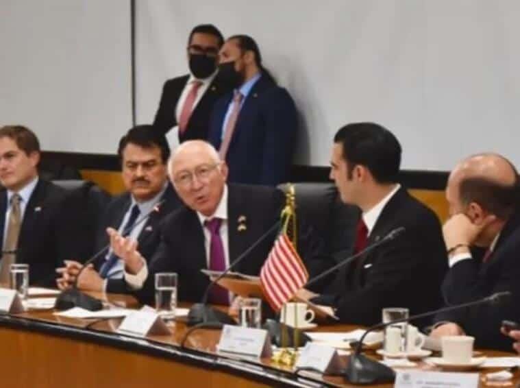 Exige EU a México evitar cercanía con Rusia