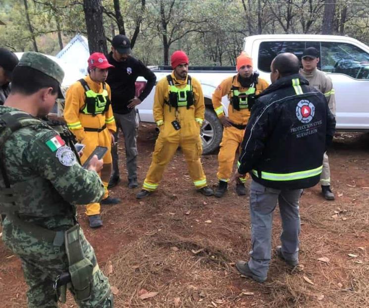 Combaten nuevo incendio en Santiago Combaten nuevo incendio en Santiago