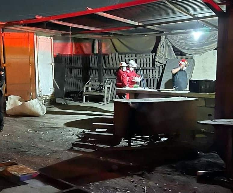 Descubrieron el cadáver de un hombre, cuando sofocaban un incendio en un lote baldío