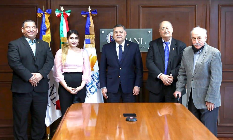 Apoya la UANL sueño espacial