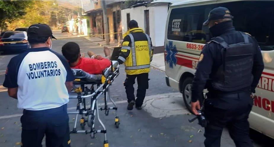 Mi hijo sólo salió a asaltar, como siempre,y me lo mataron Mi hijo sólo salió a asaltar, como siempre,y me lo mataron