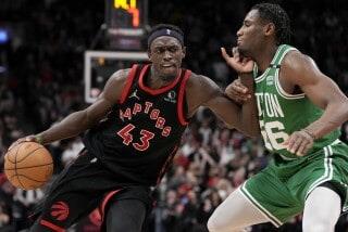 Brilla Siakam con 40 puntos
