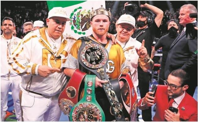 Reconocen a Canelo como el mejor boxeador del 2021
