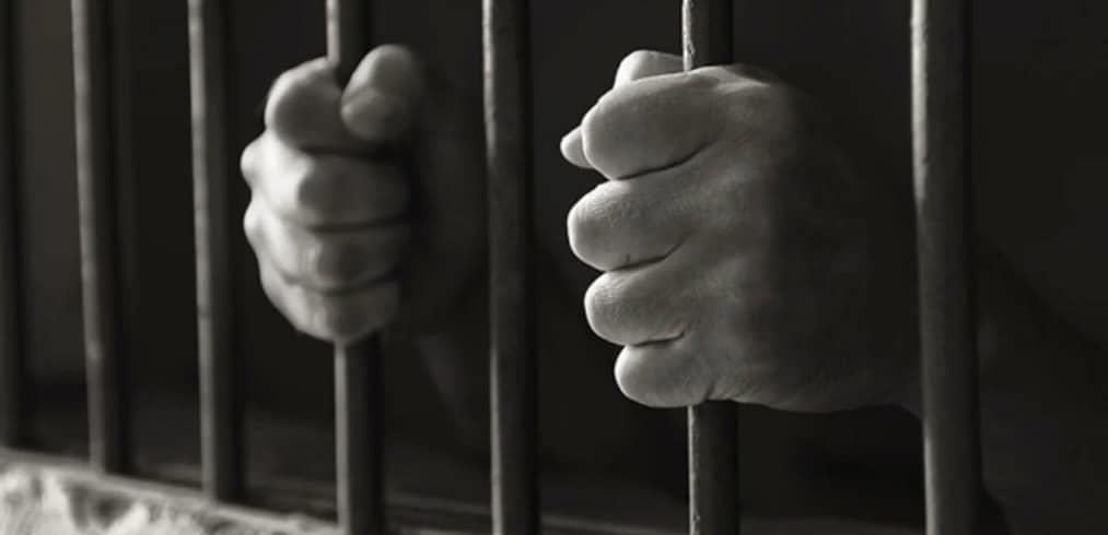 Vinculan a proceso sobrino de diputado por asesinar a joven