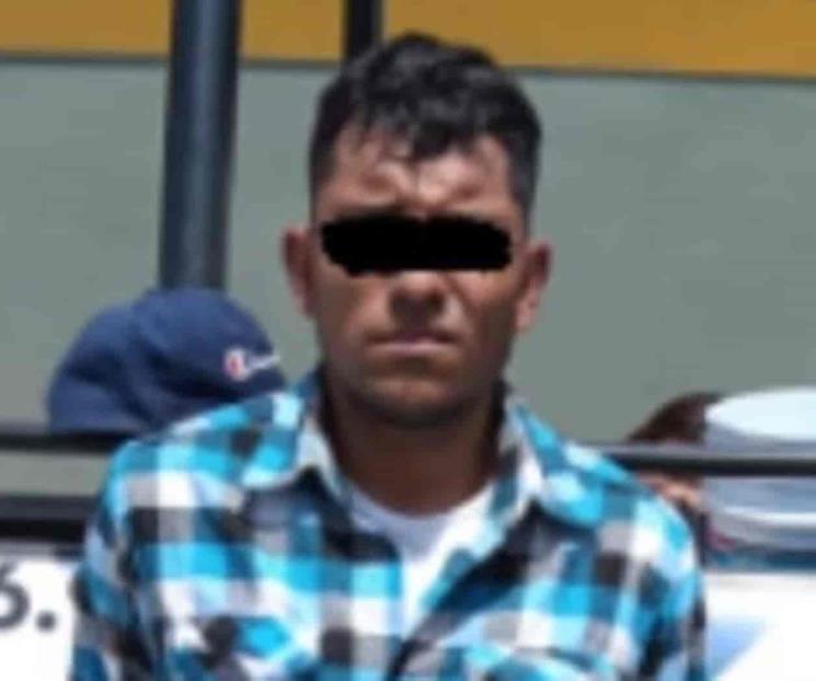 Detienen a pareja por viajar en motocicleta robada