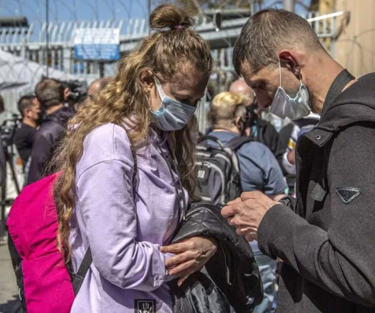 Llegan a México 10 mil ucranianos en 2 meses