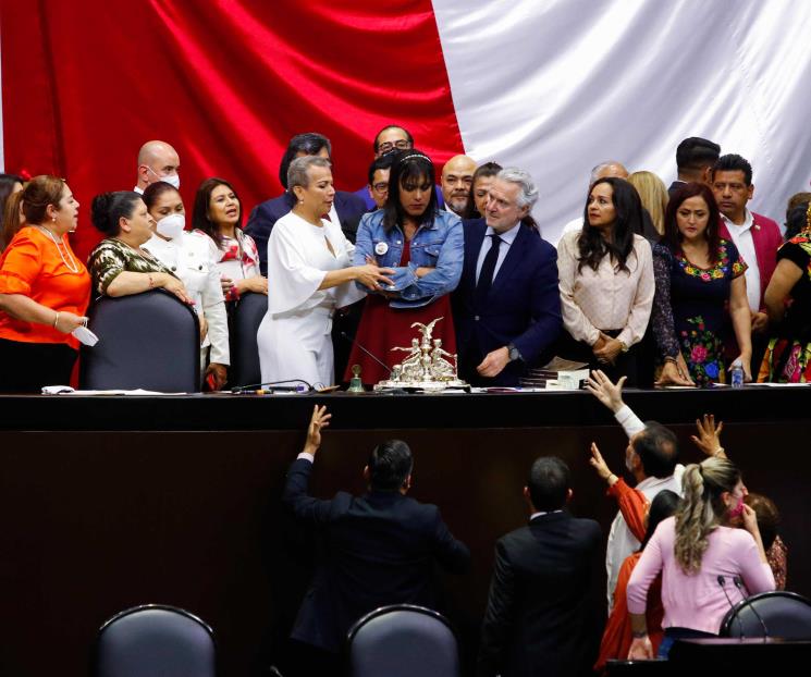 Gabriel Quadri llama señor a diputada trans