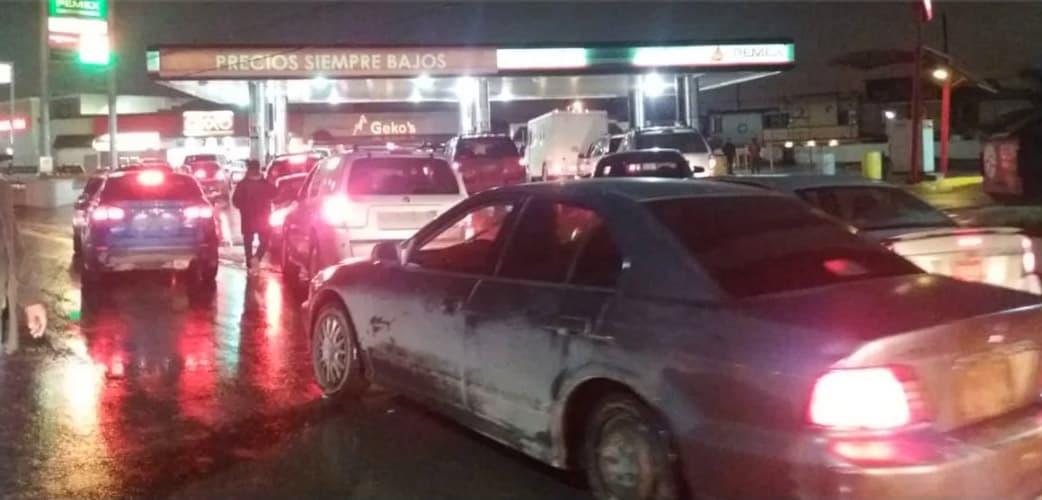 Abarrotan gasolineras en Reynosa