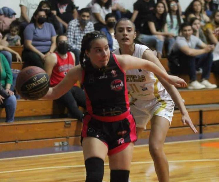 Reciben Regias a Leñadoras
