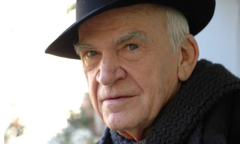 El escritor Milan Kundera cumple 93 años